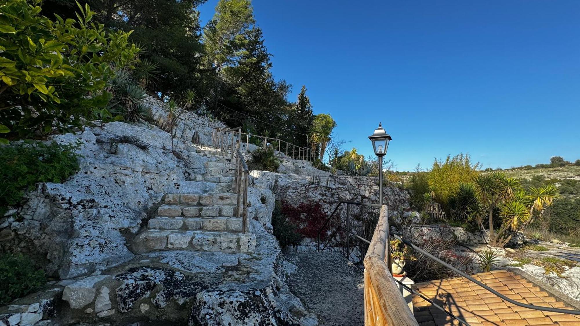 Casa Vacanze Le Agavi Модика Экстерьер фото