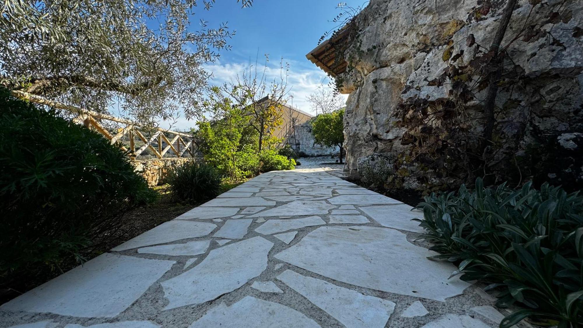 Casa Vacanze Le Agavi Модика Экстерьер фото